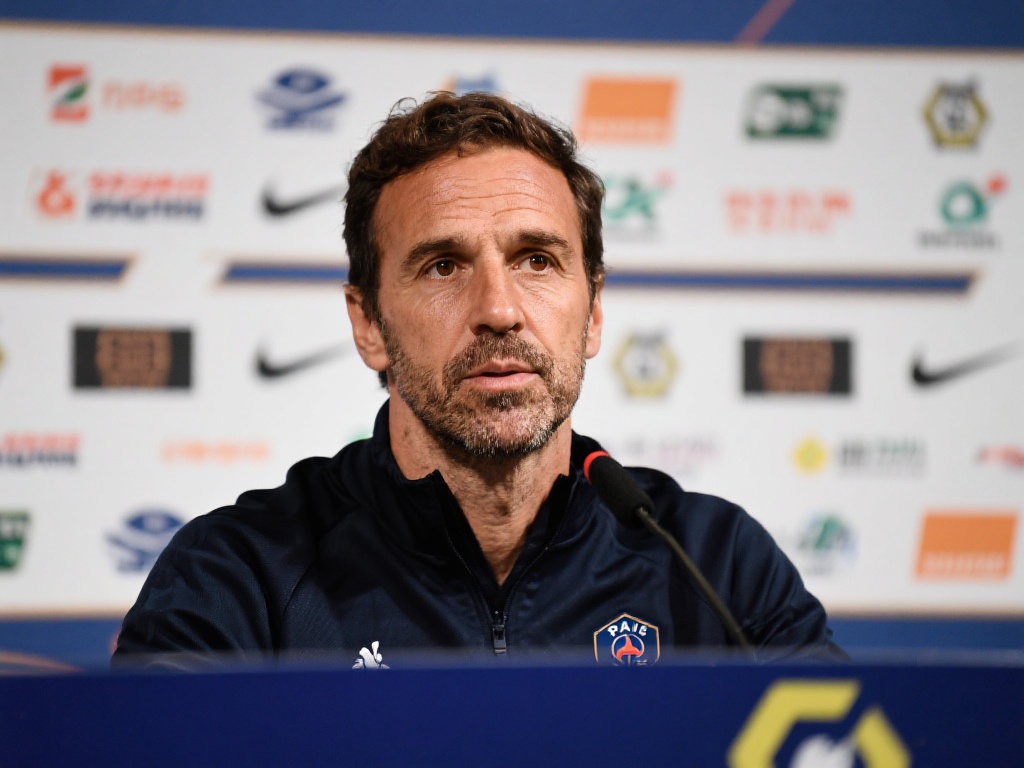 英格兰惊险2-1绝杀荷兰，挺进欧洲杯决赛对决西班牙！